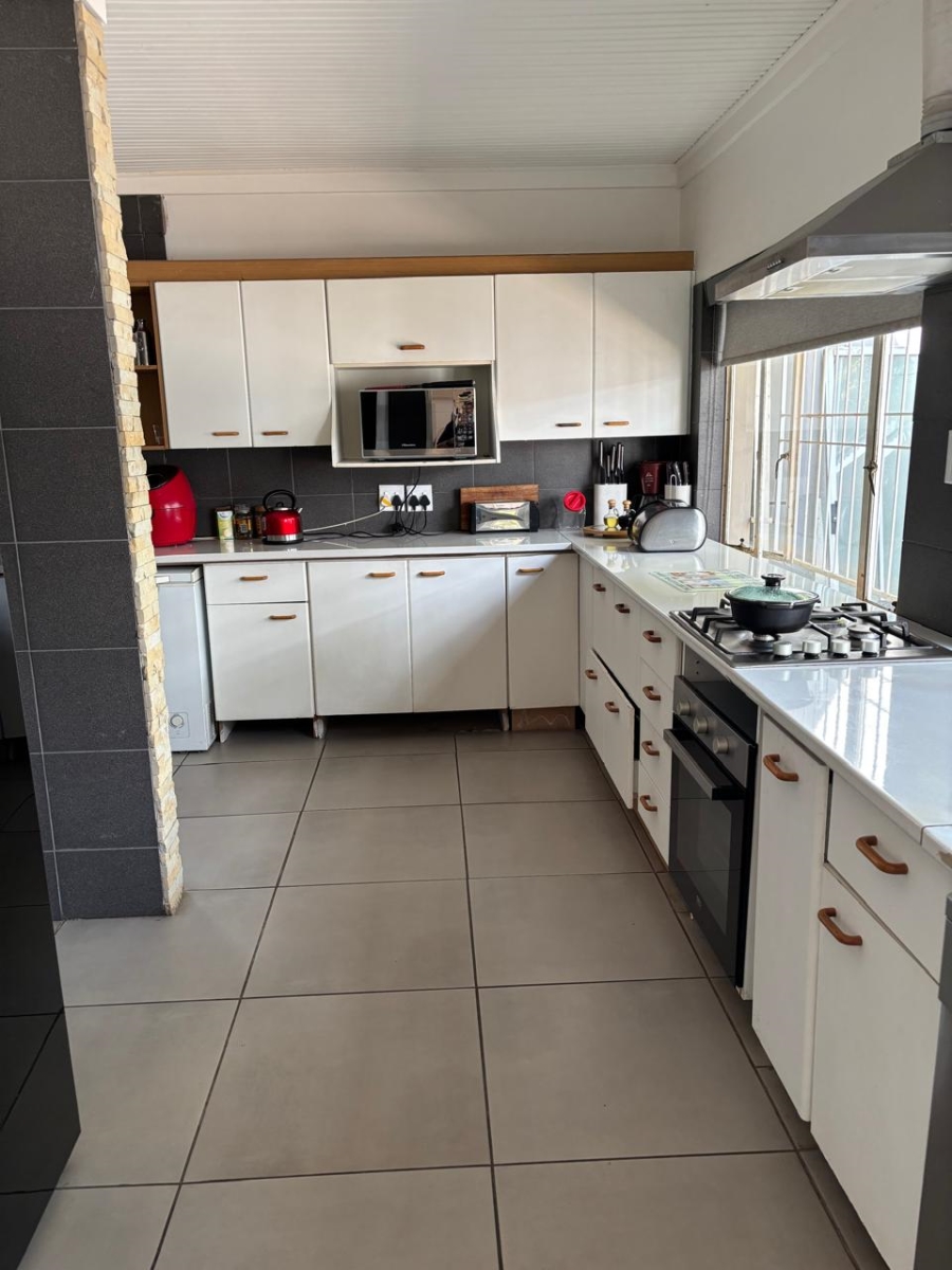 4 Bedroom Property for Sale in Fichardt Park Free State